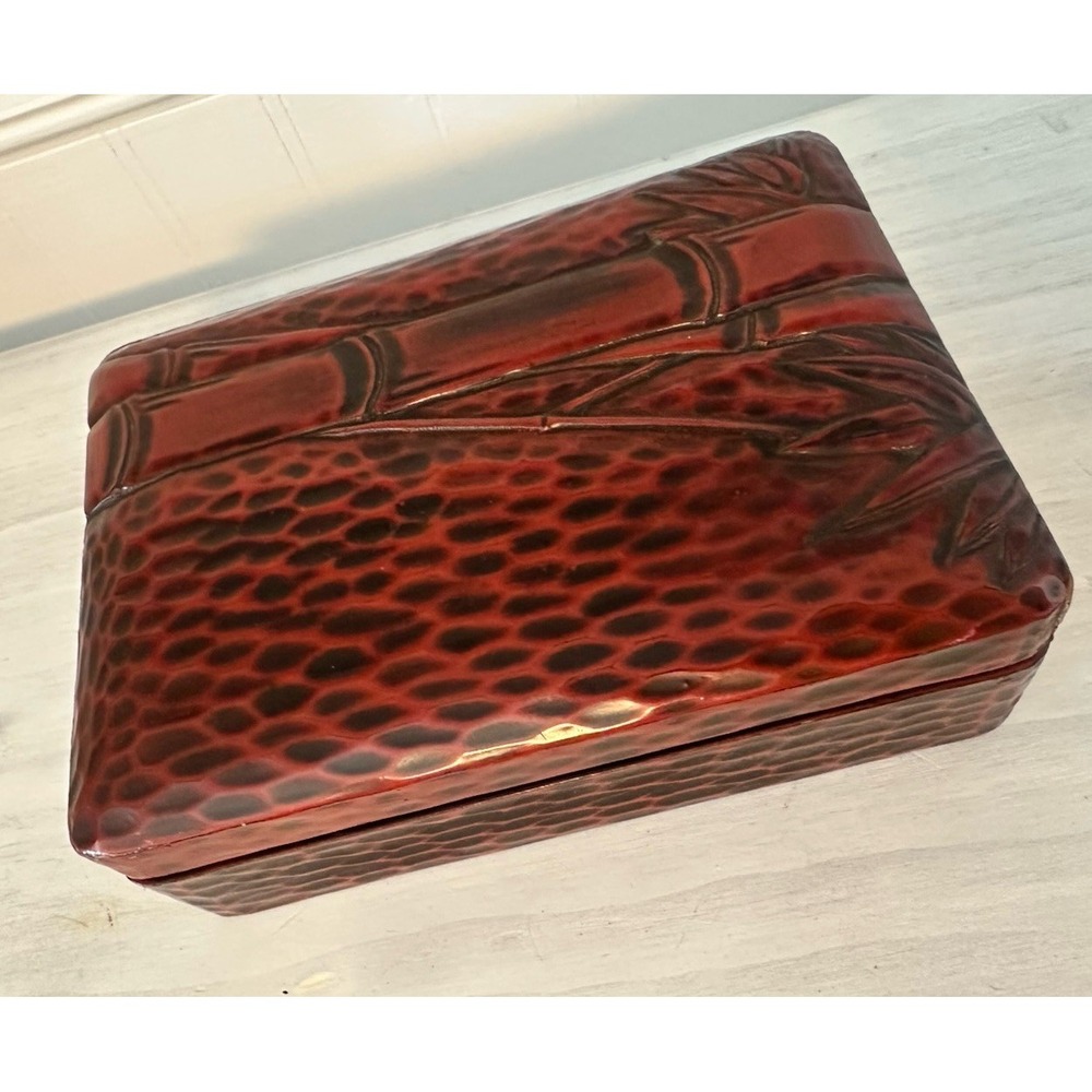 Vintage Japanese culture Kamakura bento box Showa retro